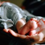 Les différentes conditions pour adopter un enfant
