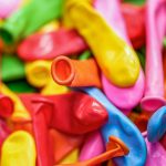 découvrez tout ce qu'il faut savoir sur l'enregistrement des naissances, un processus essentiel pour officialiser la venue au monde de votre enfant. apprenez les étapes, les documents nécessaires et l'importance de cette démarche administrative.