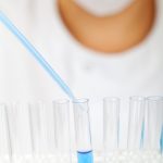 découvrez une série d'expériences scientifiques fascinantes et éducatives qui éveilleront la curiosité des esprits. plongez dans le monde de la science à travers des projets amusants et faciles à réaliser, adaptés à tous les âges. explorez, apprenez et amusez-vous avec des expériences qui révèlent les merveilles de la physique, de la chimie et de la biologie.